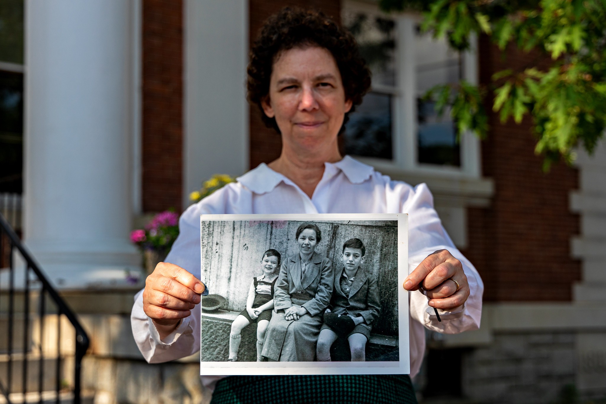 Cynthia Seckler shares a family photo of her father with his aunt and cousin.
